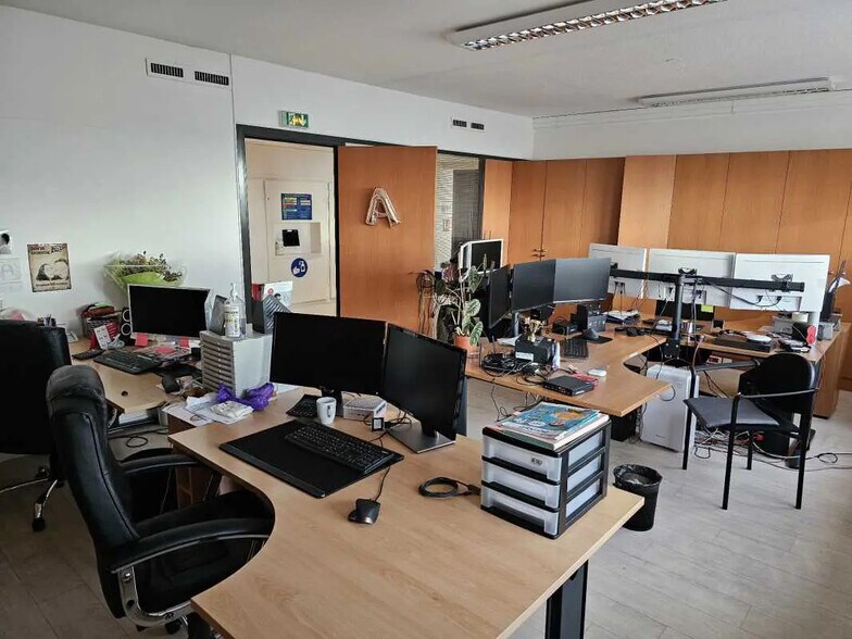 Office in Pantin for sale - Interior Photo - Image 2 of 7