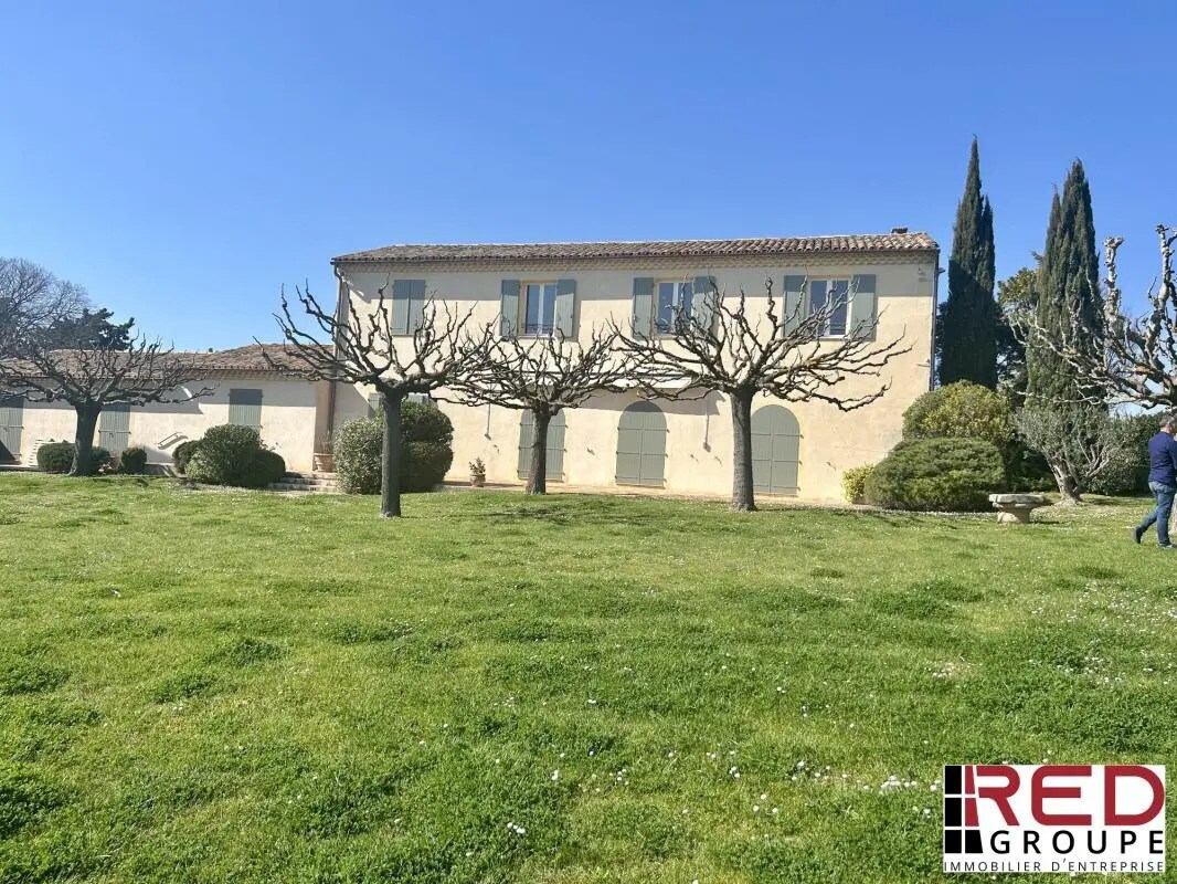 Office in Aix-en-Provence for lease Building Photo- Image 1 of 14