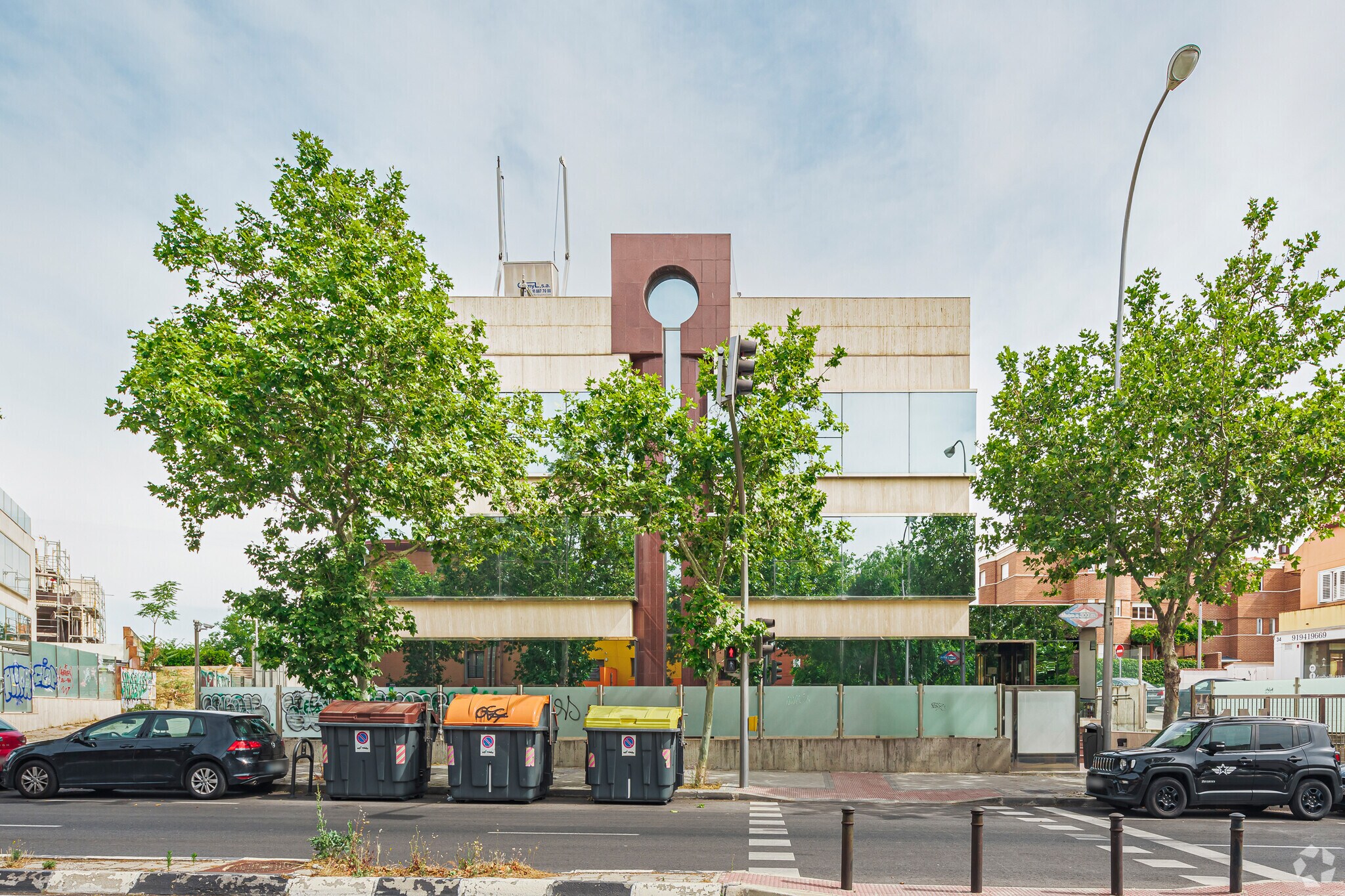 Calle Moscatelar, 1, Madrid, Madrid for sale Primary Photo- Image 1 of 1