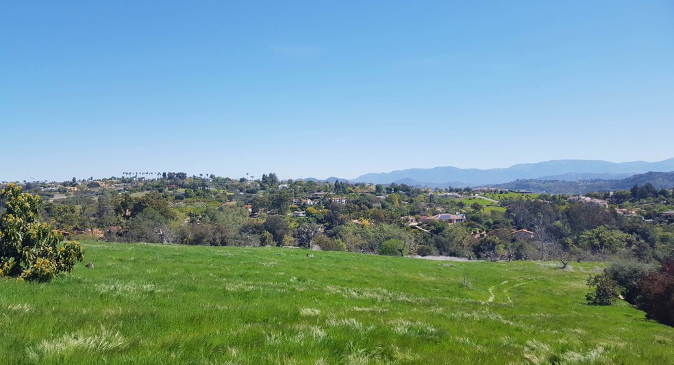 Alta Vista Dr, Fallbrook, CA 92028 | LoopNet