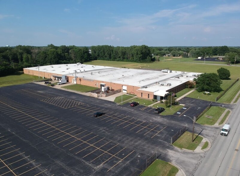 1660 Campbell Rd, Sidney, OH for sale - Building Photo - Image 1 of 1