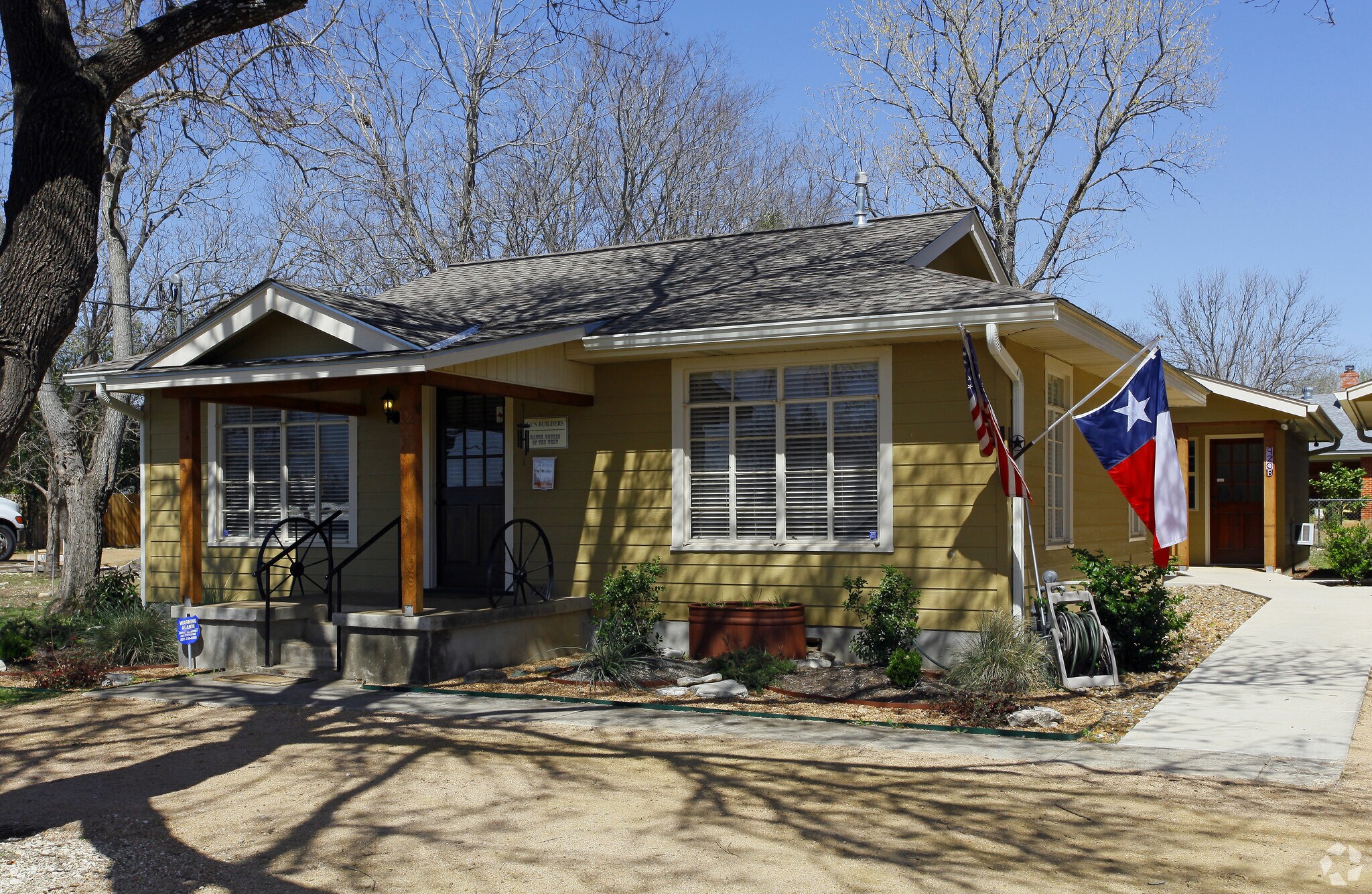 920 E Blanco Rd, Boerne, TX for sale Primary Photo- Image 1 of 11