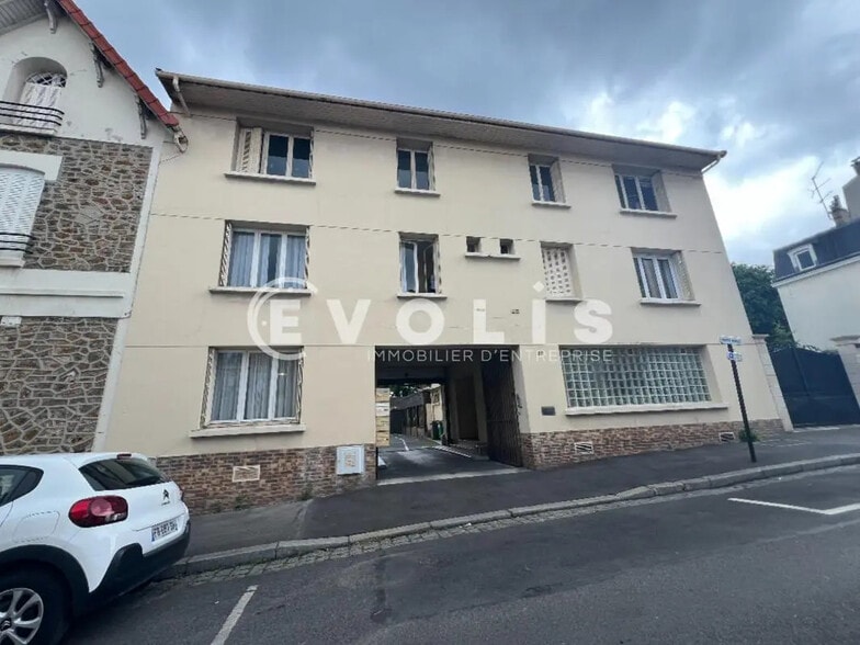 Office in Le Raincy for lease - Building Photo - Image 1 of 18