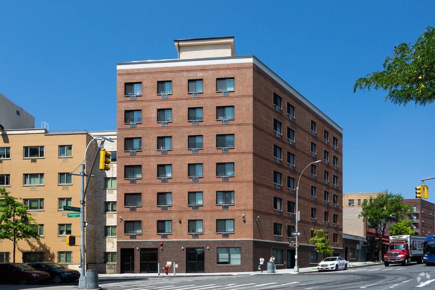 1401 Edward L Grant Hwy, Bronx, NY for sale - Primary Photo - Image 1 of 1