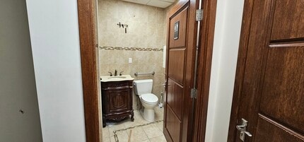 111 John St, New York, NY for lease Building Photo- Image 2 of 9