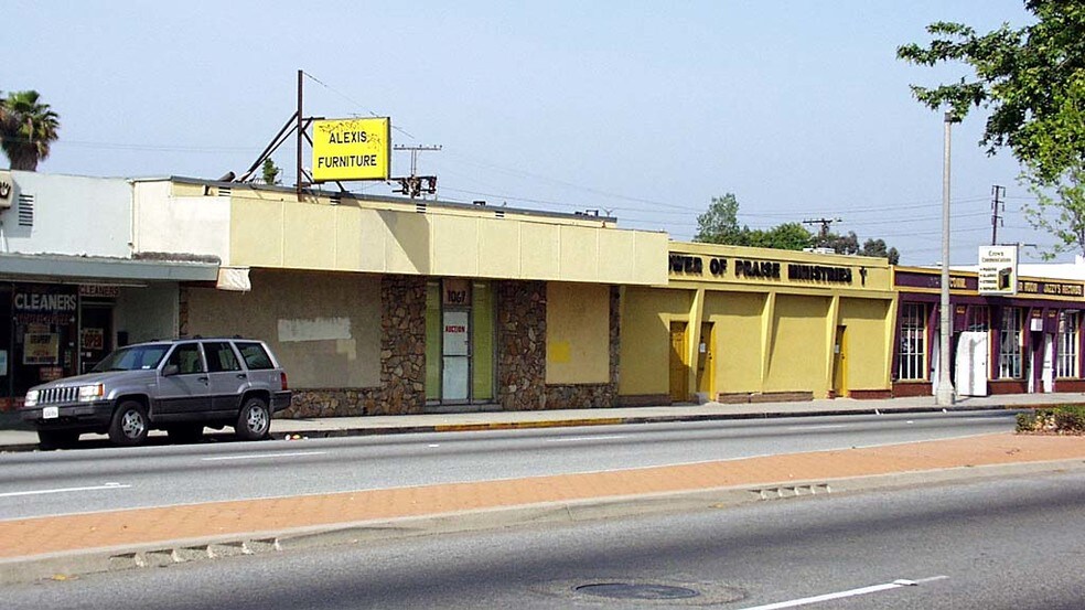 1065 E Artesia Blvd, Long Beach, CA for sale - Primary Photo - Image 1 of 1