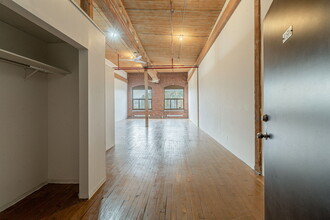 4035 Rue Saint-Ambroise, Montréal, QC for lease Building Photo- Image 2 of 10