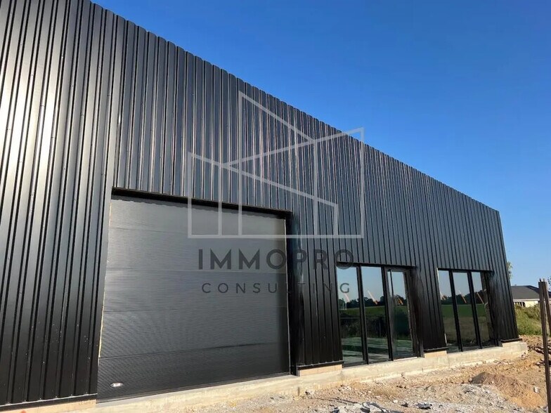 Flex in Isneauville for lease - Building Photo - Image 3 of 4