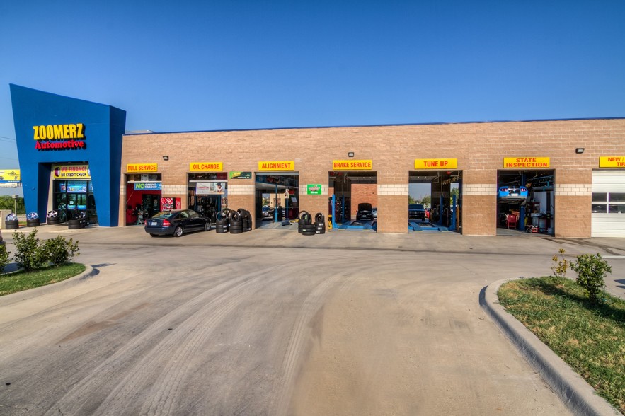 761 W Round Grove Rd, Lewisville, TX for sale - Building Photo - Image 1 of 1