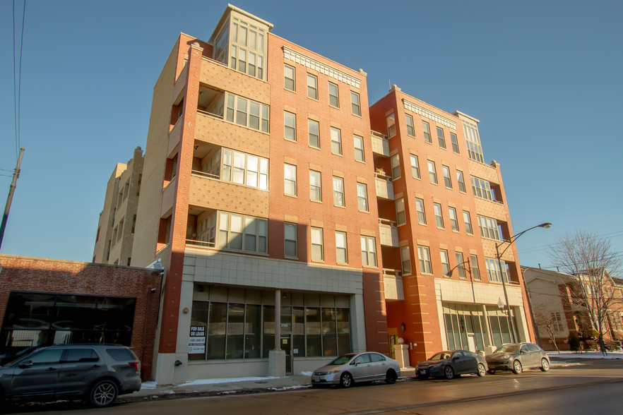 2700 W Belmont Ave, Chicago, IL 60618 | LoopNet