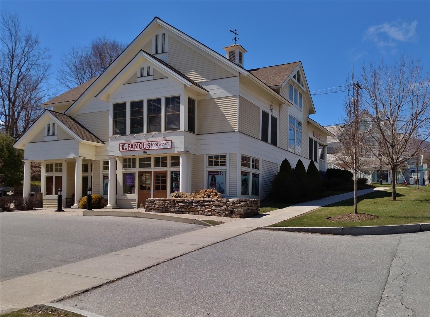 96 Depot St, Manchester Center, VT 05255 Retail for Lease