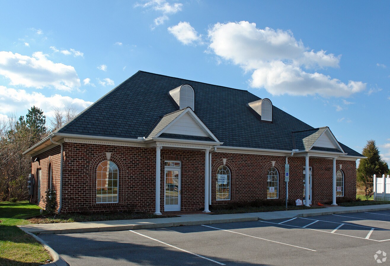 6620 Shallowford Rd, Lewisville, NC 27023