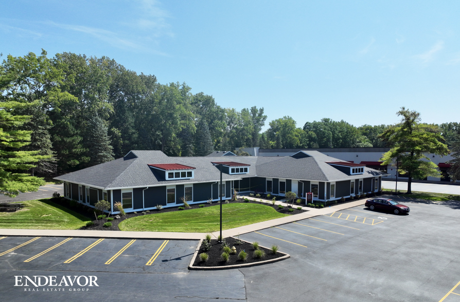 1387 Fairport Rd, Fairport, NY for lease - Building Photo - Image 2 of 9