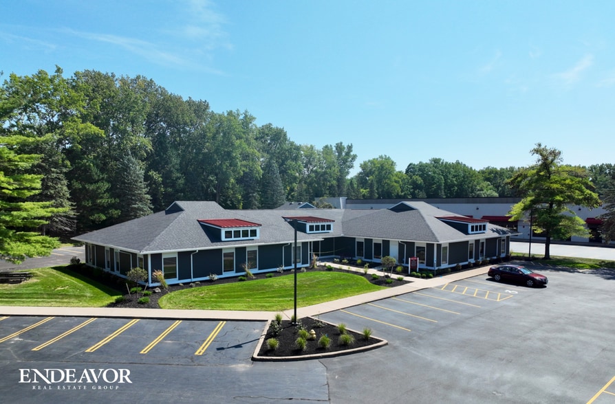 1387 Fairport Rd, Fairport, NY for lease - Building Photo - Image 3 of 9