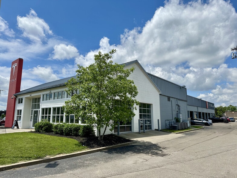 9111 Blue Ash Rd, Cincinnati, OH for lease - Building Photo - Image 3 of 9