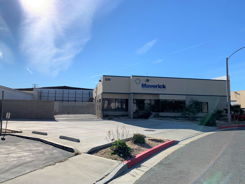 1210 N Las Brisas St, Anaheim, CA for lease - Building Photo - Image 3 of 5