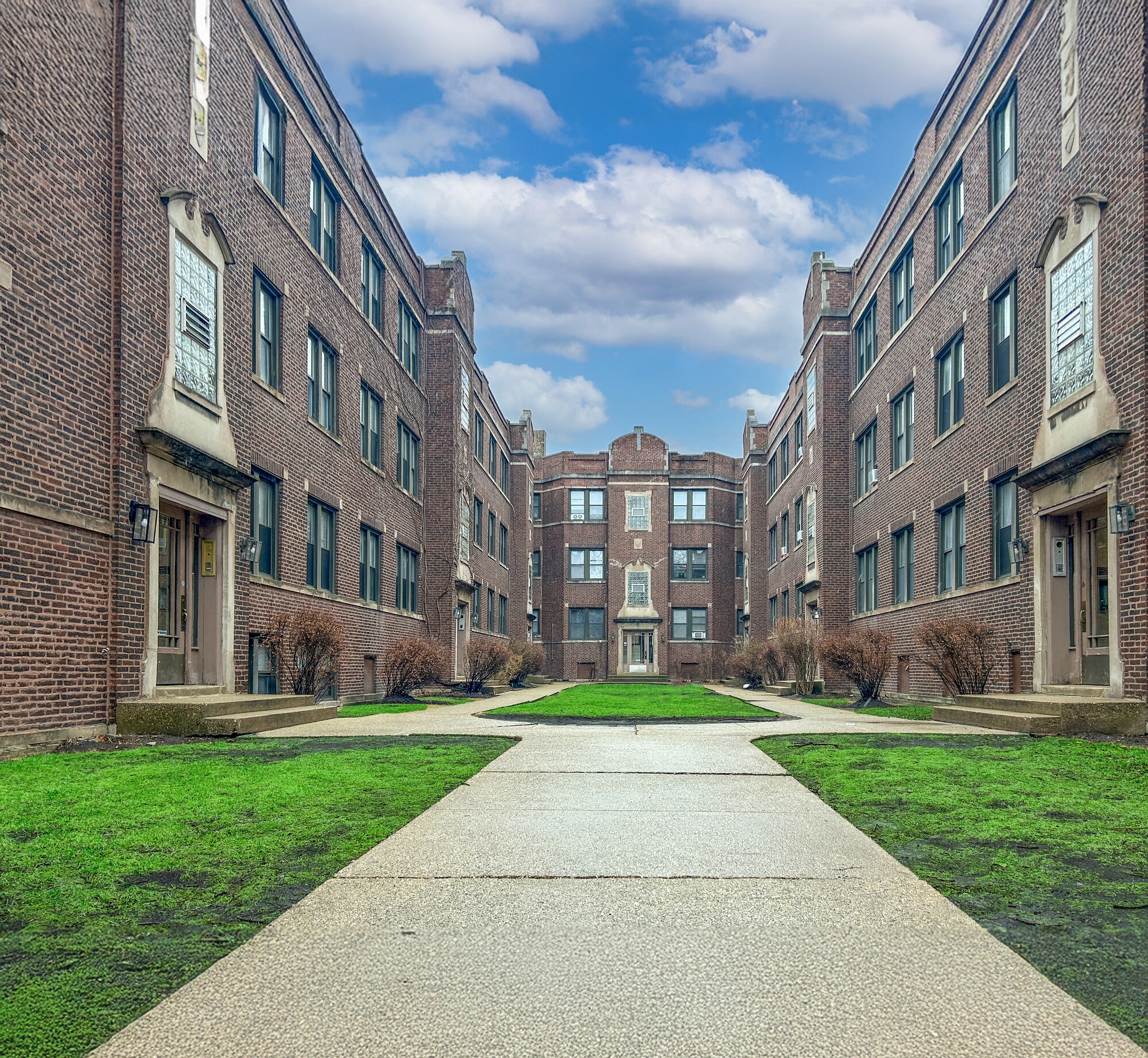 1351 W Touhy Ave, Chicago, IL for sale Building Photo- Image 1 of 7