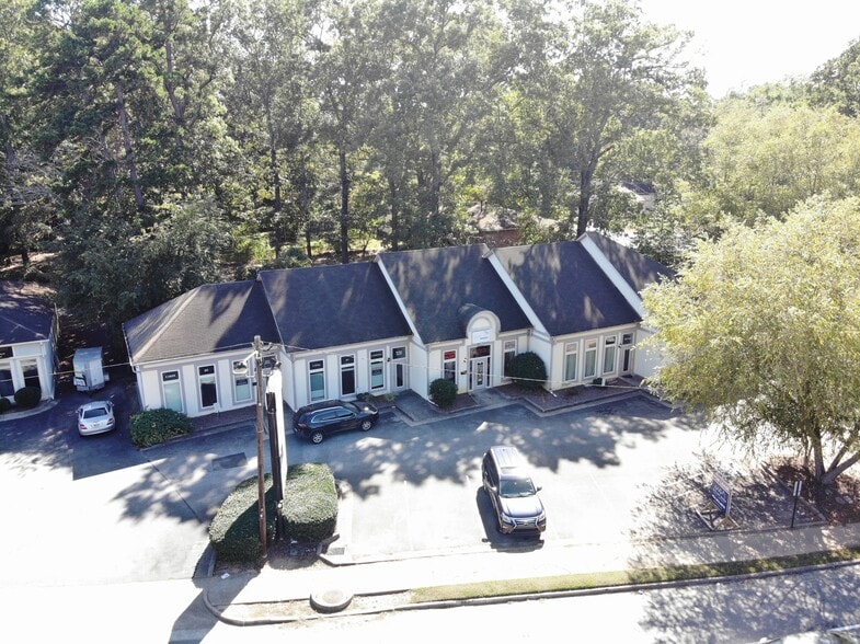 1067 Forest Pky, Forest Park, GA for sale - Building Photo - Image 2 of 7