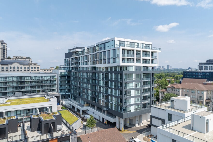 625 E Sheppard Ave E, Toronto, ON for lease - Building Photo - Image 3 of 4