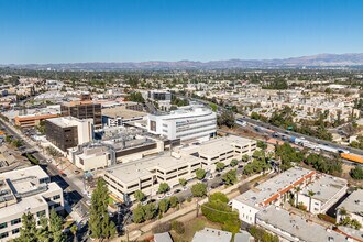 5525 Etiwanda Ave, Tarzana, CA - AERIAL map view - Image1