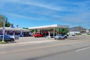 41 Newark Pompton Tpke, Pequannock NJ - Gas Station
