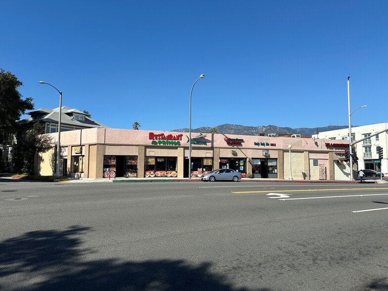 701-727 Fair Oaks Ave, Pasadena, CA for lease - Building Photo - Image 2 of 4