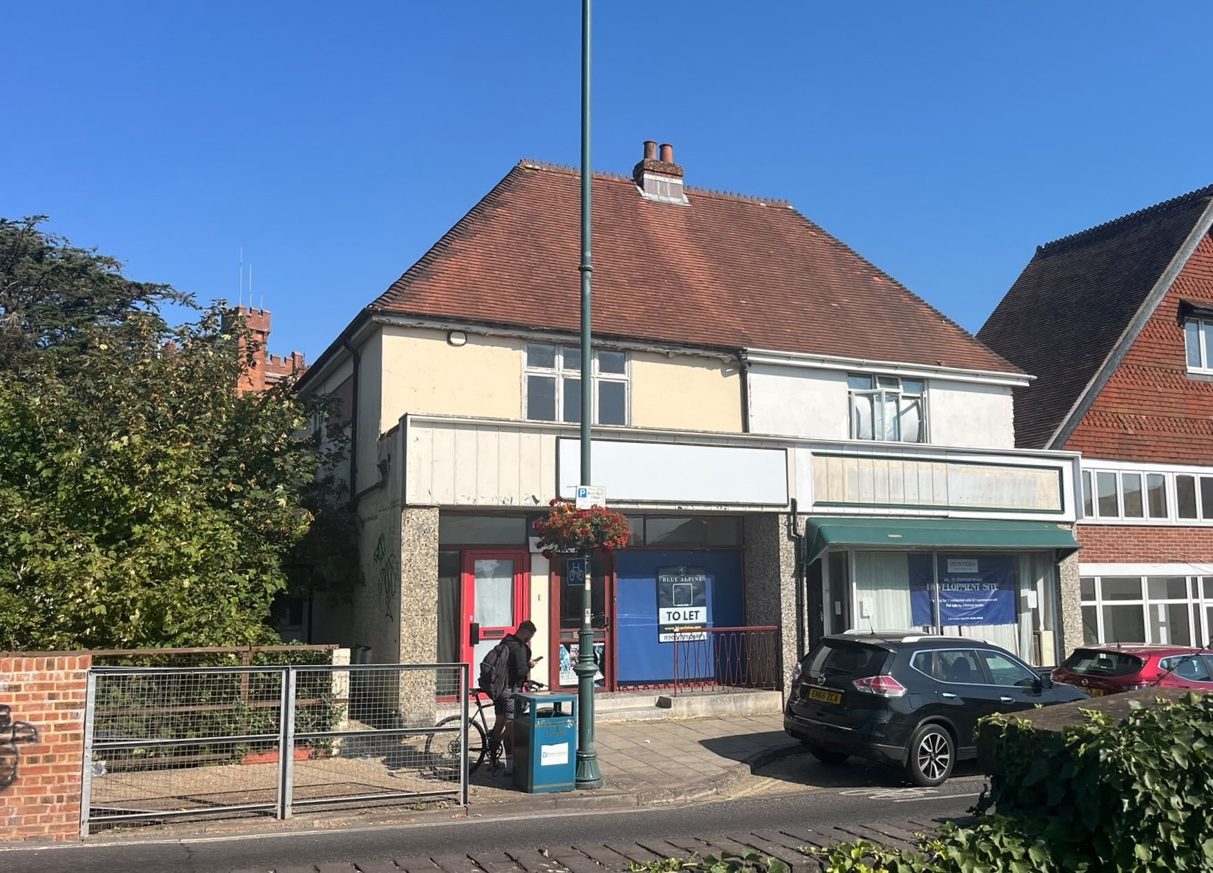 29-29a Station Rd, New Milton for sale Building Photo- Image 1 of 10