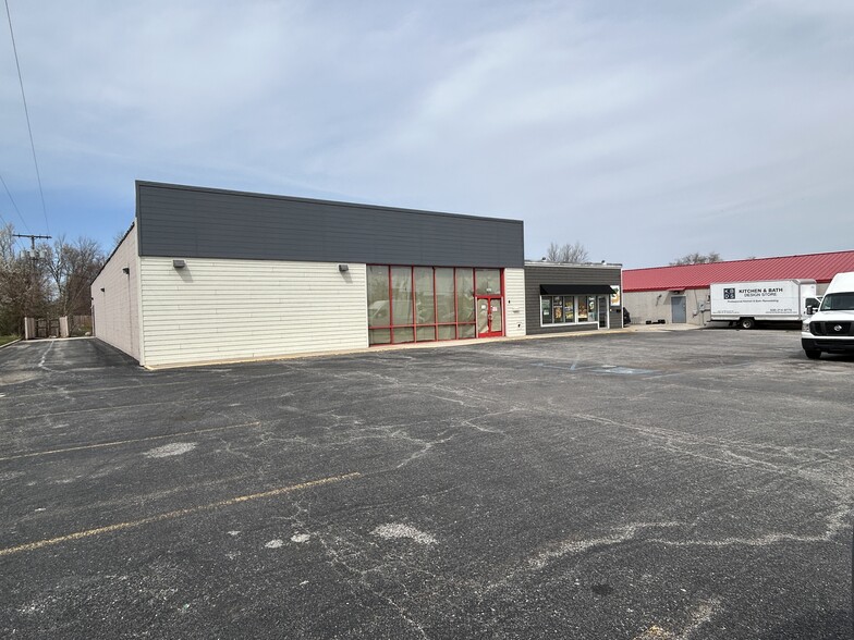 1729 E Commercial Ave, Lowell, IN for lease - Building Photo - Image 1 of 15