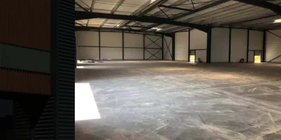 Office in Voisins-le-Bretonneux for lease Interior Photo- Image 1 of 5