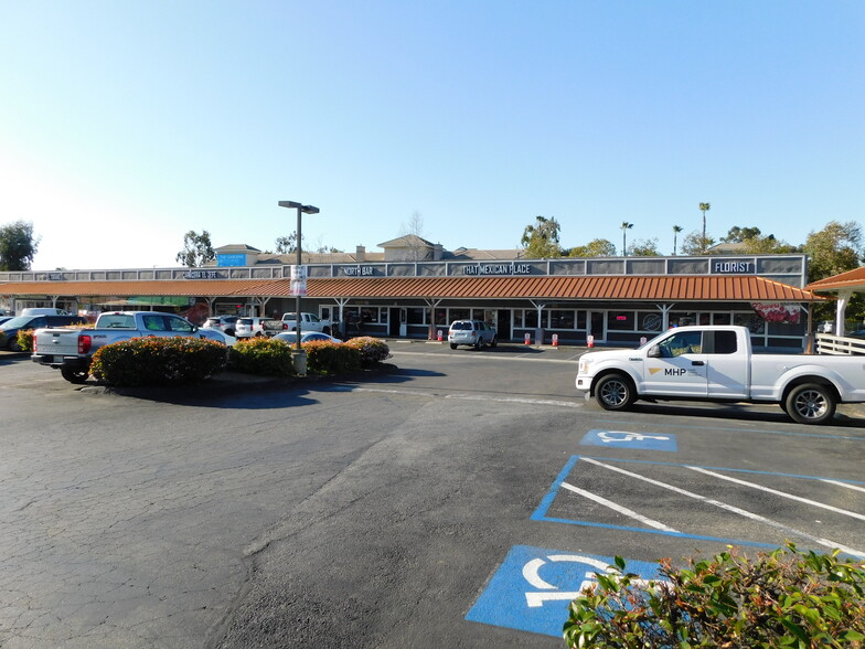 200 W El Norte Pky, Escondido, CA for lease - Building Photo - Image 1 of 31