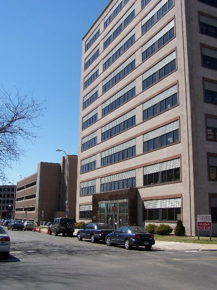 54 Meadow St, New Haven, CT for lease - Building Photo - Image 1 of 1