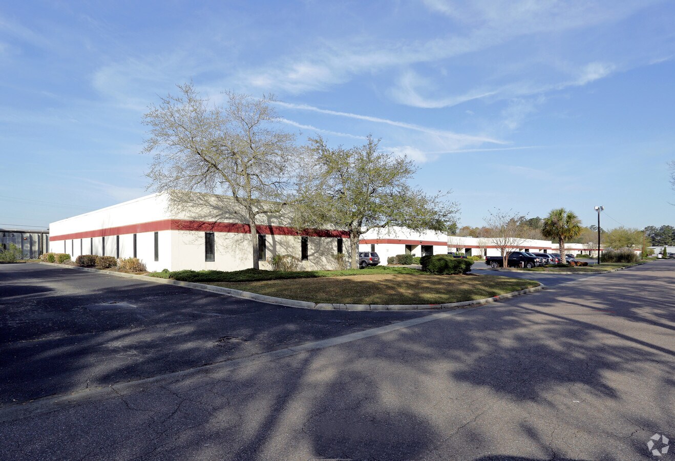 3125 Ashley Phosphate Rd, North Charleston, SC, 29418 Showroom