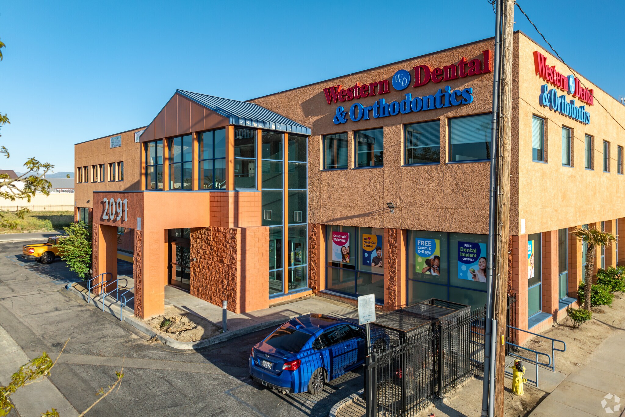 2091 W Florida Ave, Hemet, CA for lease Building Photo- Image 1 of 8