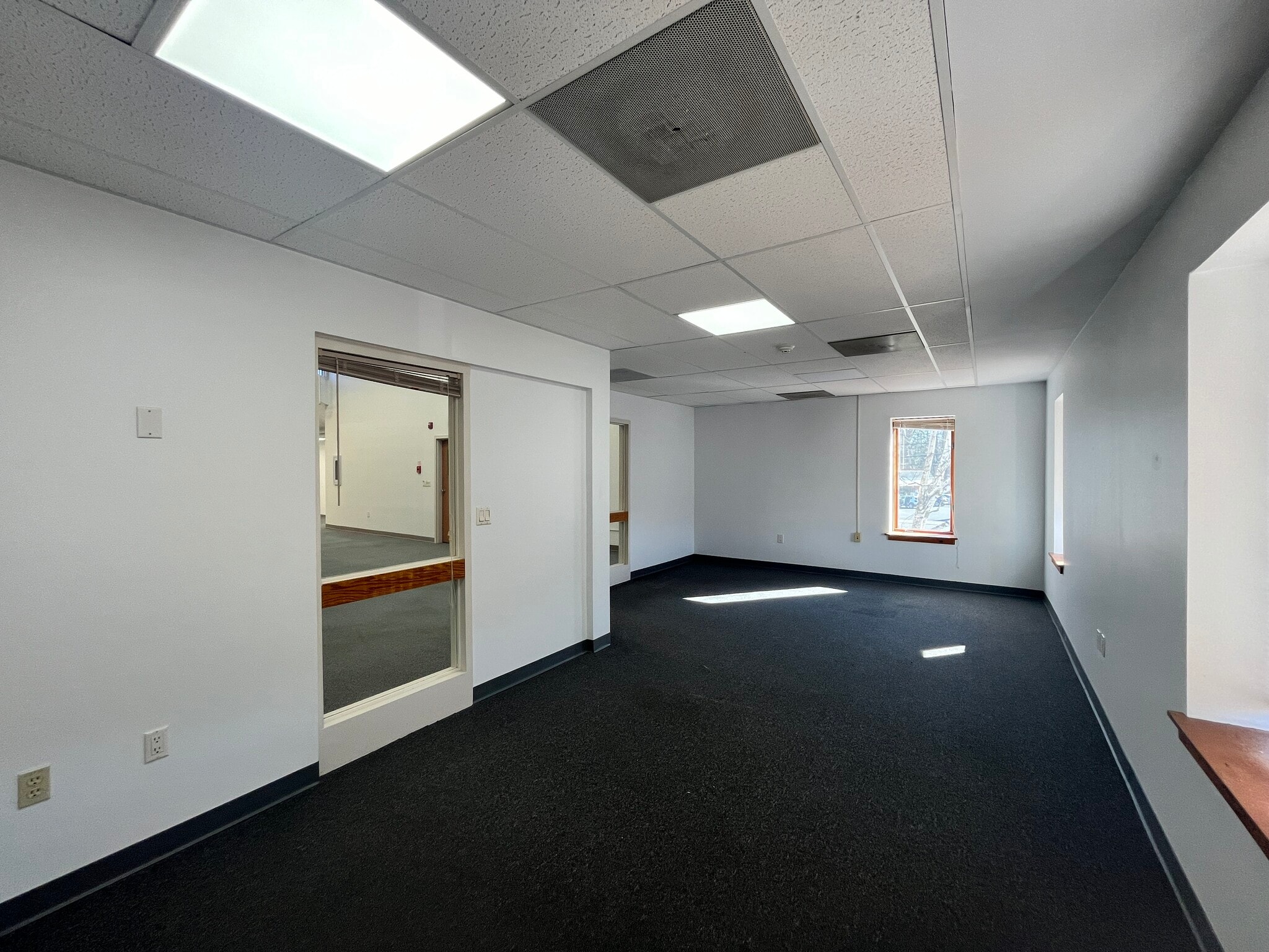1873 Western Ave, Albany, NY for lease Interior Photo- Image 1 of 8