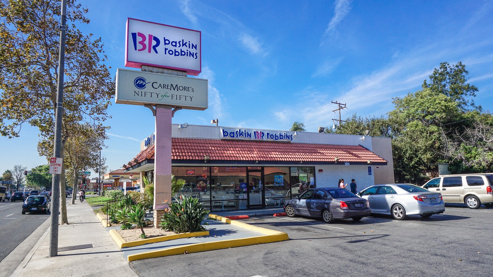 201 W 17th St, Santa Ana, CA 92706