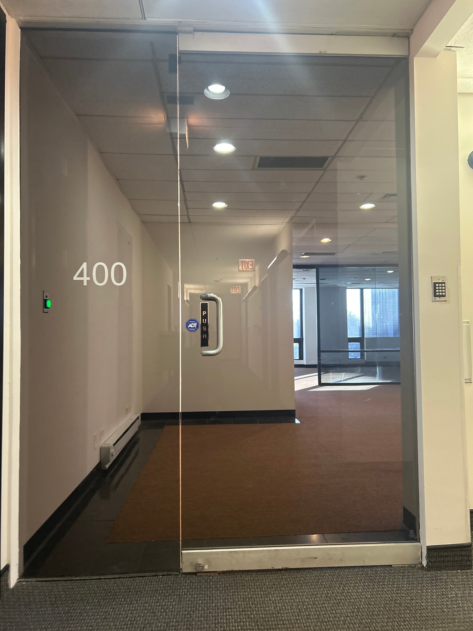 6200 N Hiawatha Ave, Chicago, IL for lease Building Photo- Image 1 of 7