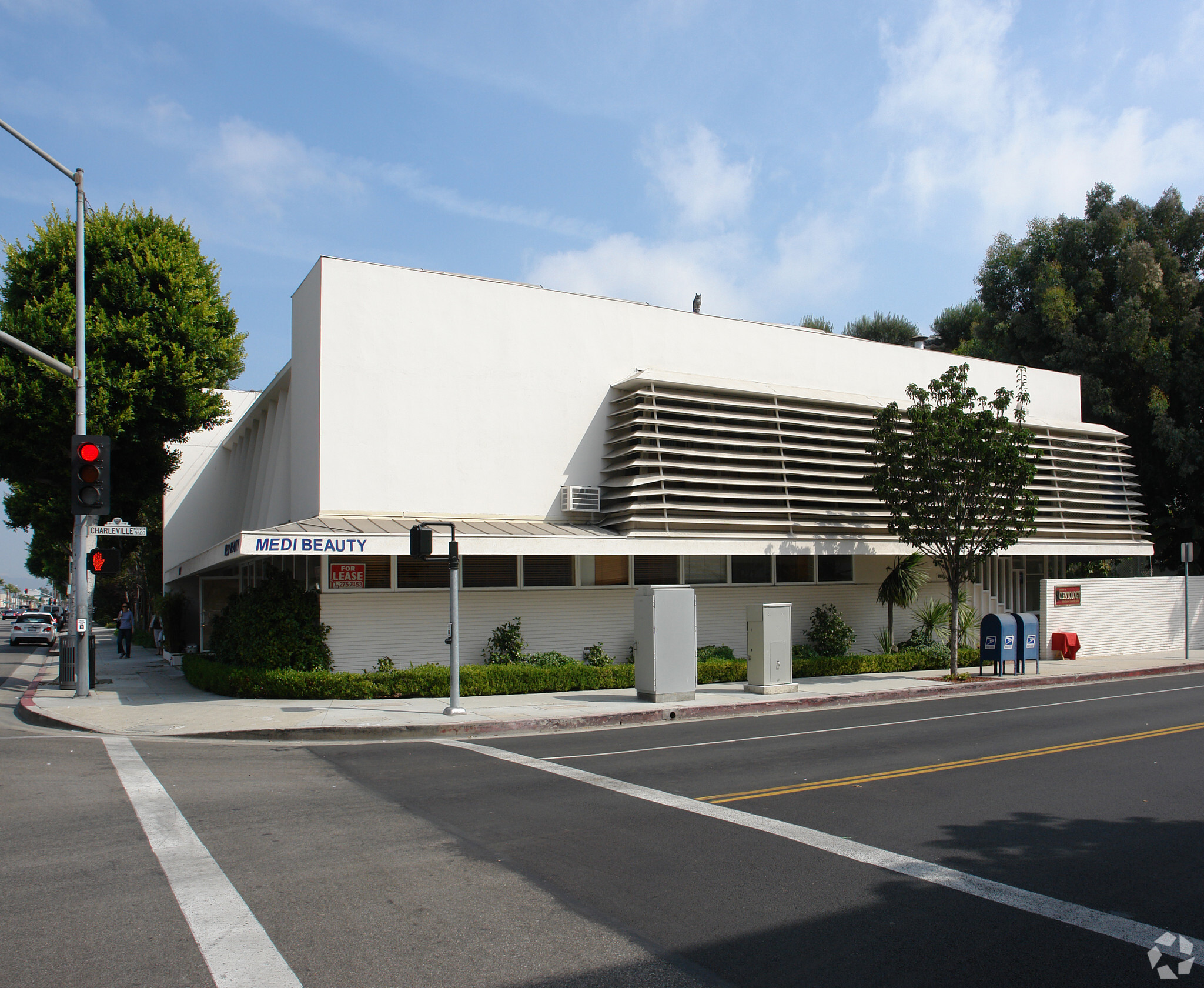 9884 Santa Monica Blvd, Beverly Hills, CA for sale Building Photo- Image 1 of 1