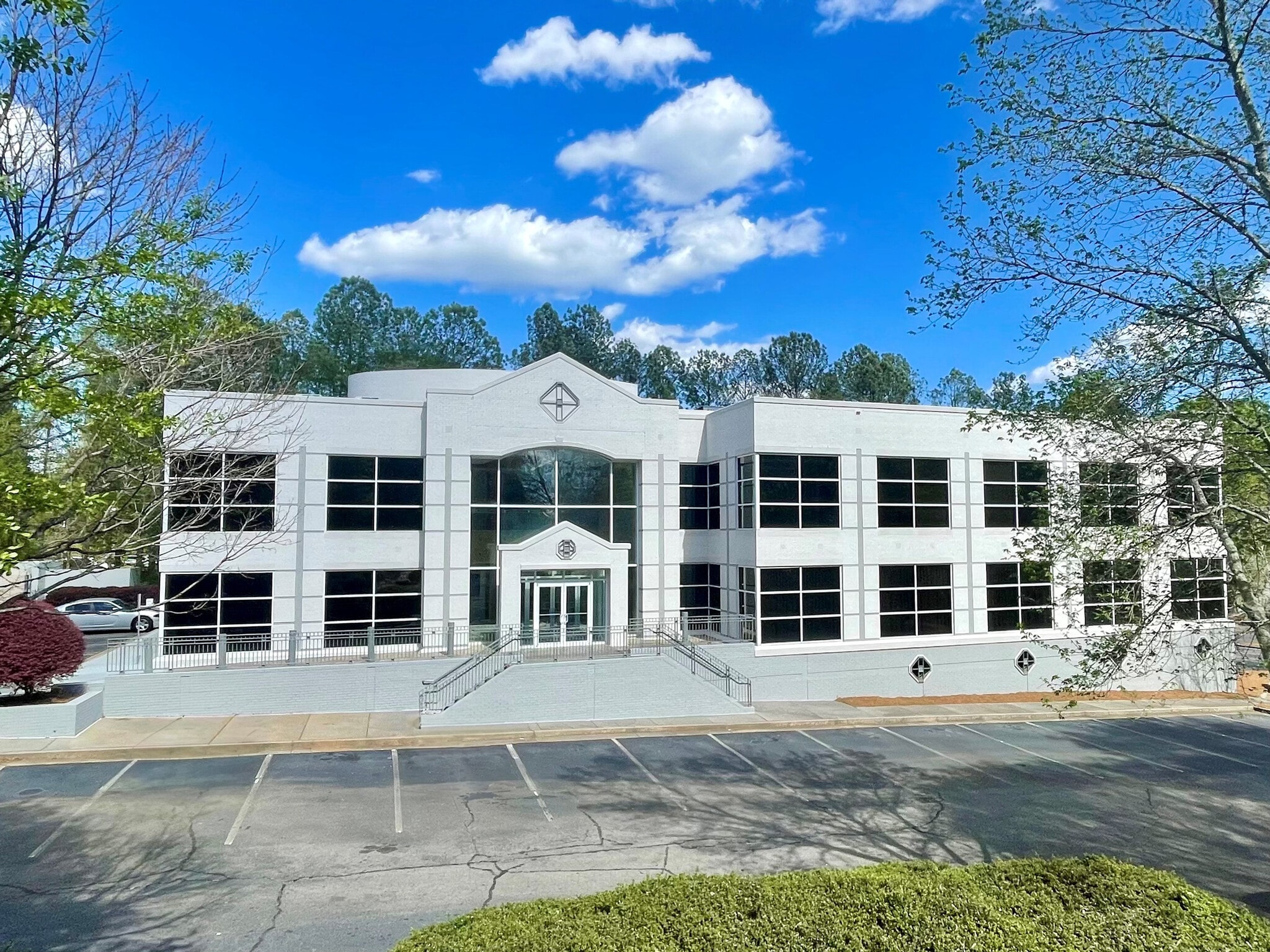 3005 Royal Blvd S, Alpharetta, GA for lease Building Photo- Image 1 of 18