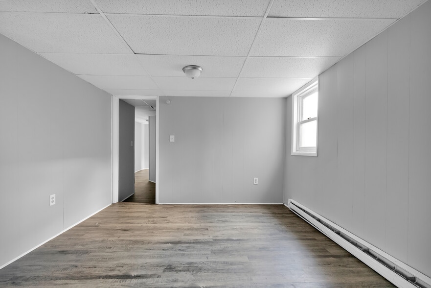 52 W Ludlow St, Summit Hill, PA for sale - Building Photo - Image 3 of 32