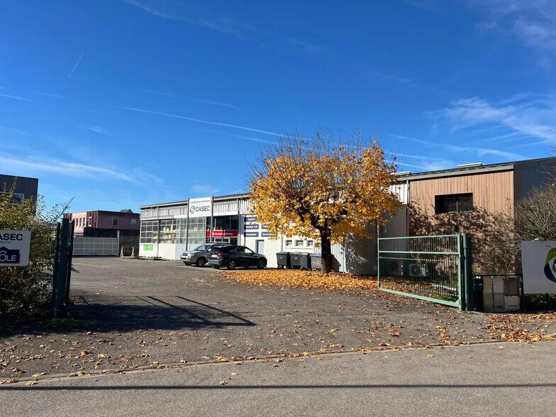 Flex in Annecy for sale - Building Photo - Image 2 of 21