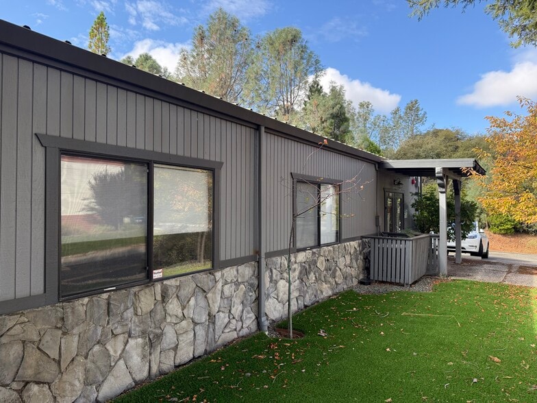 6048 Enterprise Dr, Diamond Springs, CA for sale - Building Photo - Image 3 of 12