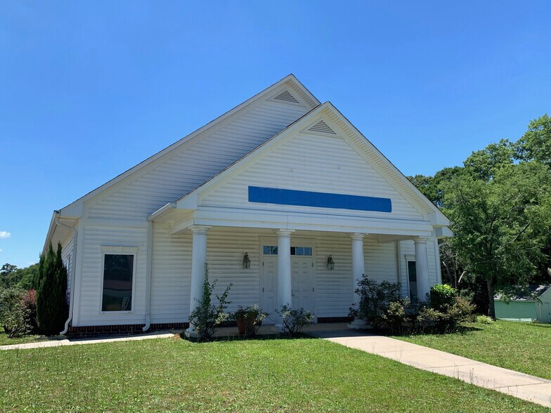 11 Barnard Ave, Lagrange, GA for sale - Primary Photo - Image 1 of 1