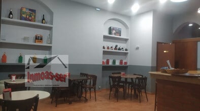 Retail in Barcelona, Barcelona for lease Interior Photo- Image 1 of 11