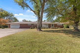 More details for 2763 US 43, Lawrenceburg, TN - Multifamily for Sale