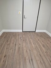 1633 Erringer Rd, Simi Valley, CA for lease Interior Photo- Image 2 of 4