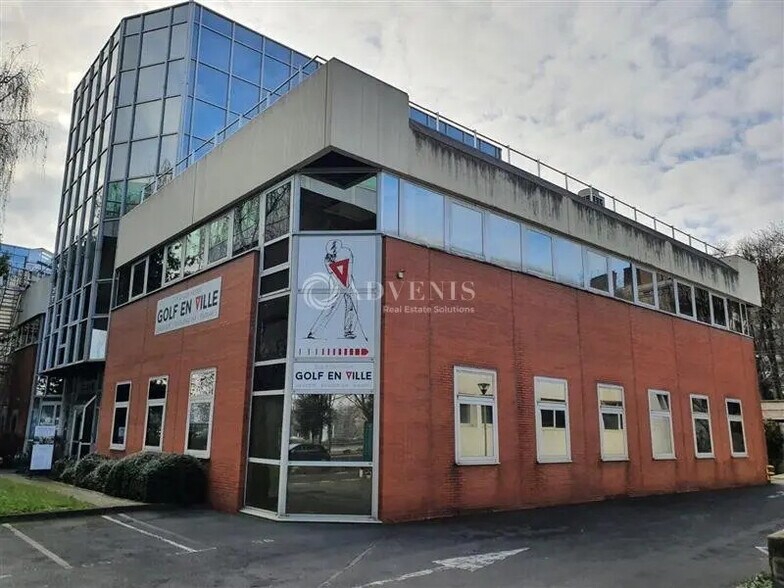 Office in Saint-Cloud for sale - Building Photo - Image 2 of 9