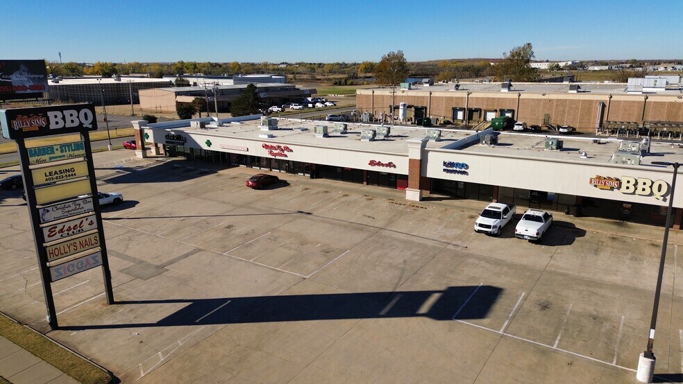 1011-1045 S Meridian Ave, Oklahoma City, OK for lease - Aerial - Image 2 of 6