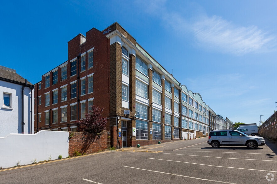 Fonthill Rd, Hove, ESX BN3 6HA