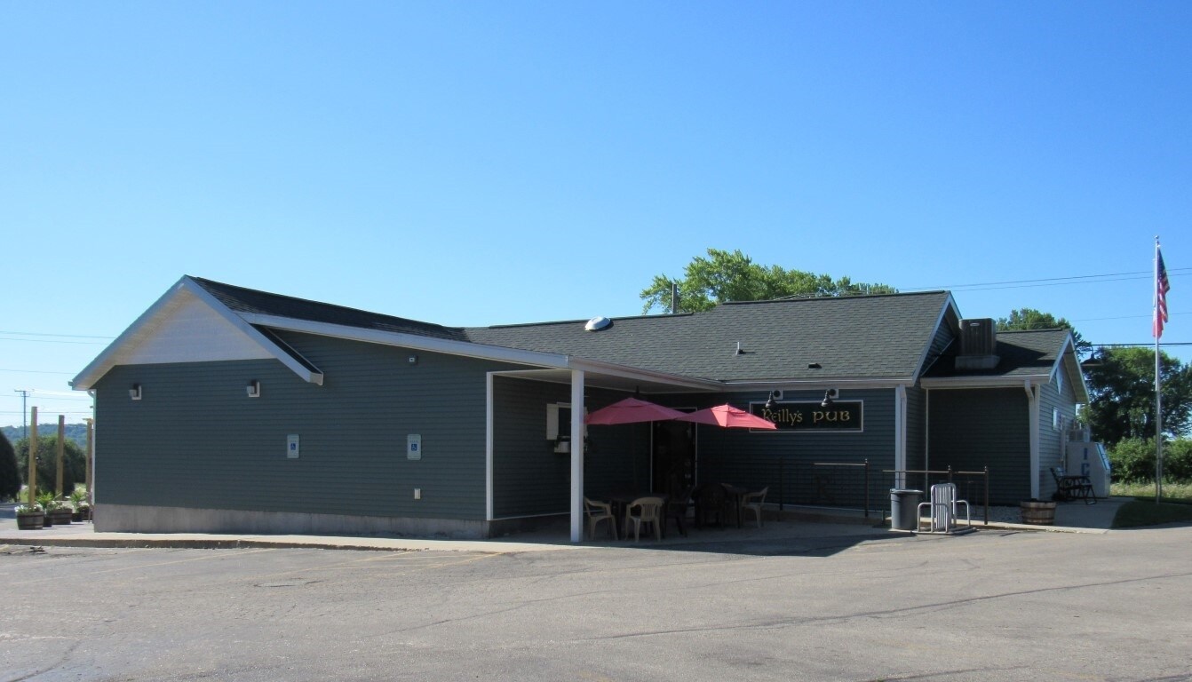 N4111 S Lakeshore Dr, Markesan, WI for sale Primary Photo- Image 1 of 1