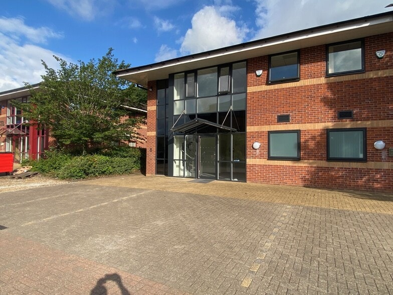 Commercial Rd, Darwen for lease - Building Photo - Image 1 of 3